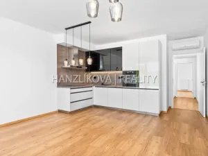 Pronájem bytu 3+kk, České Budějovice - České Budějovice 2, Branišovská, 75 m2