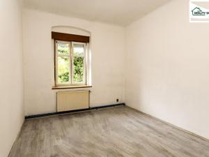 Prodej bytu 3+1, Cheb, Tylova, 82 m2