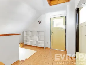 Prodej rodinného domu, Podbrdy, 220 m2