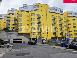 Prodej garáže, Praha - Žižkov, Jeseniova, 12 m2