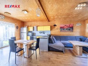 Prodej chaty, Káraný, 50 m2