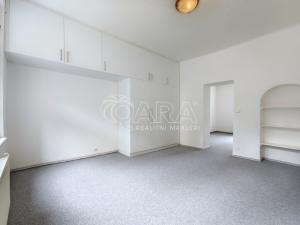 Pronájem bytu 2+kk, Praha - Vinohrady, Květná, 45 m2