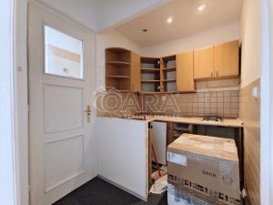 Pronájem bytu 2+kk, Praha - Vinohrady, Květná, 45 m2