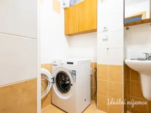 Pronájem bytu 3+kk, Praha - Kolovraty, Preislerova, 70 m2