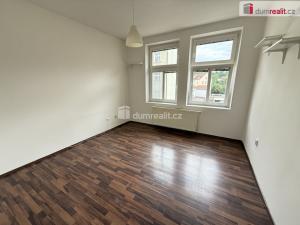 Pronájem bytu 1+1, Praha - Nusle, Čestmírova, 32 m2