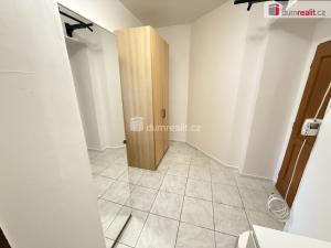 Pronájem bytu 1+1, Praha - Nusle, Čestmírova, 32 m2