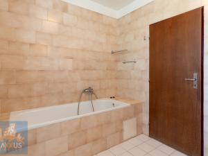 Pronájem rodinného domu, Praha - Lhotka, Na dlouhé mezi, 436 m2