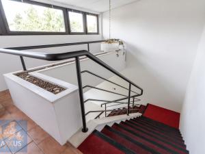 Pronájem rodinného domu, Praha - Lhotka, Na dlouhé mezi, 436 m2