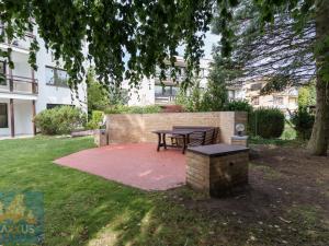 Pronájem rodinného domu, Praha - Lhotka, Na dlouhé mezi, 436 m2