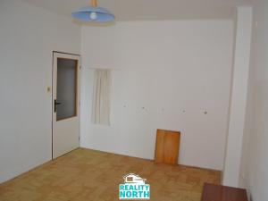 Prodej bytu 2+1, Hostinné, Sídliště, 45 m2