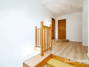 Pronájem bytu 6+kk a větší, Praha - Královice, K Uhříněvsi, 221 m2