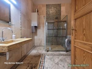 Prodej bytu 2+kk, Praha - Nové Město, U půjčovny, 80 m2
