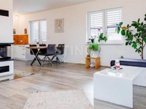 Pronájem rodinného domu, Vrbovec - Hnízdo, 125 m2