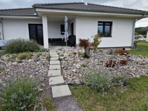 Pronájem rodinného domu, Vrbovec - Hnízdo, 125 m2