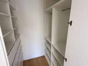 Pronájem bytu 3+kk, Praha - Žižkov, Pospíšilova, 96 m2