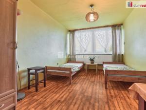 Prodej bytu 2+1, Měděnec, Náměstí, 72 m2