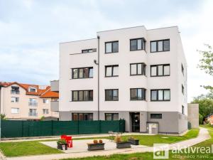 Pronájem bytu 1+kk, Přezletice, Pod Zahrady, 39 m2