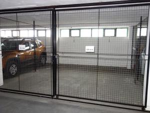 Pronájem garážového stání, Brno, Loosova, 13 m2