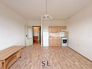 Pronájem bytu 2+kk, Jablonec nad Nisou, Vysoká, 43 m2