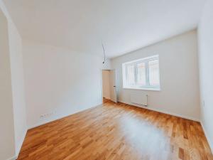 Prodej kanceláře, Praha, Na Farkáně III, 80 m2