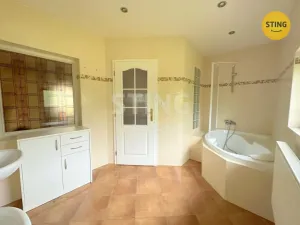 Prodej rodinného domu, Lísek - Lhota, 180 m2