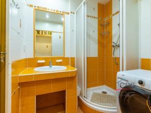 Prodej bytu 3+1, Praha - Čimice, Chvatěrubská, 75 m2