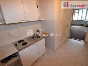 Pronájem bytu 1+kk, Praha - Karlín, Sokolovská, 33 m2