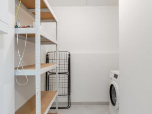 Pronájem bytu 4+kk, Praha - Strašnice, Počernická, 107 m2