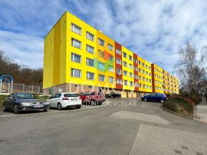 Prodej bytu 2+kk, Králův Dvůr, Nad Stadionem, 38 m2