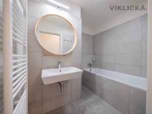 Prodej bytu 2+kk, Praha - Záběhlice, Choceradská, 58 m2