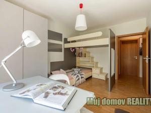Pronájem bytu 3+kk, Praha - Modřany, Na Srážku, 87 m2