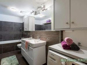 Pronájem bytu 3+kk, Praha - Modřany, Na Srážku, 87 m2