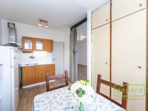 Pronájem bytu 3+1, Praha, Štíbrova, 66 m2