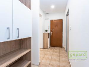 Pronájem bytu 3+1, Praha, Štíbrova, 66 m2