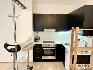 Pronájem bytu 1+kk, Praha - Zličín, Tulešická, 35 m2