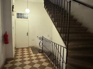 Pronájem bytu 1+1, Praha, Mostecká, 68 m2