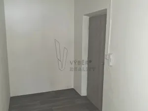 Pronájem bytu 2+1, Bílina, Teplická, 39 m2