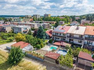 Prodej rodinného domu, Chvaletice, Budovatelů, 350 m2