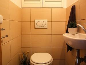 Pronájem bytu 2+kk, Praha - Záběhlice, Trenčínská, 48 m2