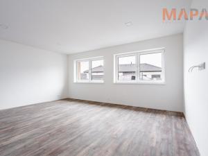 Prodej rodinného domu, Černovice, 279 m2