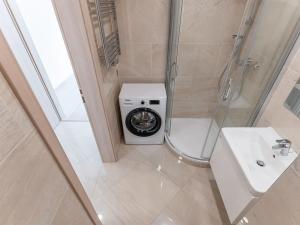 Pronájem bytu 1+kk, Praha - Vysočany, Bassova, 29 m2