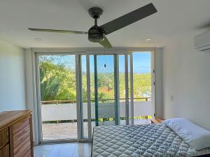 Prodej rodinného domu, Coxen Hole, Roatán, Honduras, 343 m2