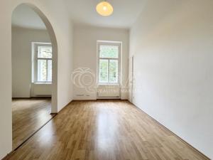 Pronájem kanceláře, Praha, Arbesovo náměstí, 30 m2