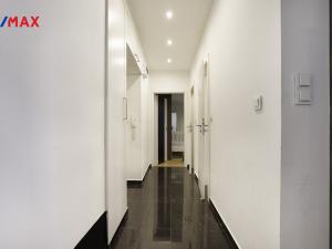 Prodej bytu 2+kk, Opava - Město, Kolářská, 48 m2