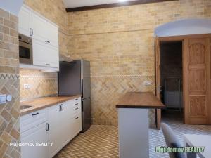 Prodej komerční nemovitosti, Praha - Nové Město, U půjčovny, 80 m2