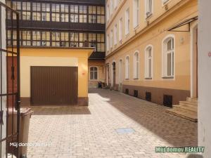 Prodej komerční nemovitosti, Praha - Nové Město, U půjčovny, 80 m2