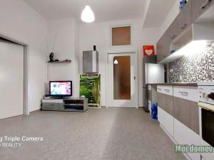 Pronájem bytu 2+kk, Praha - Kbely, Luštěnická, 48 m2