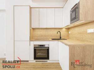 Pronájem bytu 2+kk, Opava, 37 m2