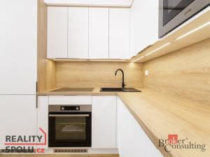 Pronájem bytu 2+kk, Opava, 37 m2
