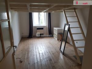 Pronájem bytu 2+kk, Praha - Holešovice, Jankovcova, 53 m2